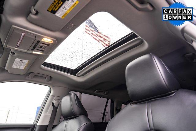 used 2023 Toyota Highlander car, priced at $30,902