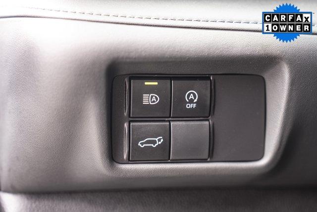 used 2023 Toyota Highlander car, priced at $30,902