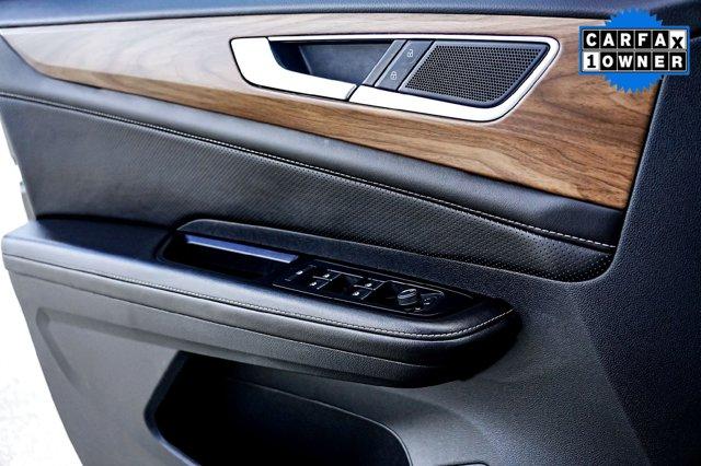 used 2025 Volkswagen Atlas car, priced at $35,000