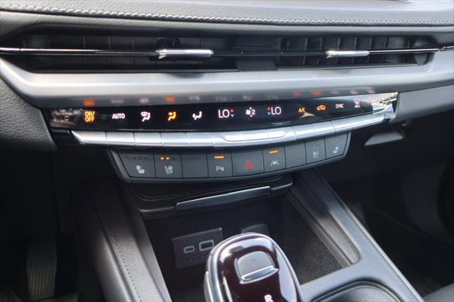used 2024 Cadillac XT4 car, priced at $43,016