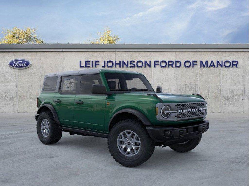 new 2025 Ford Bronco car, priced at $61,290
