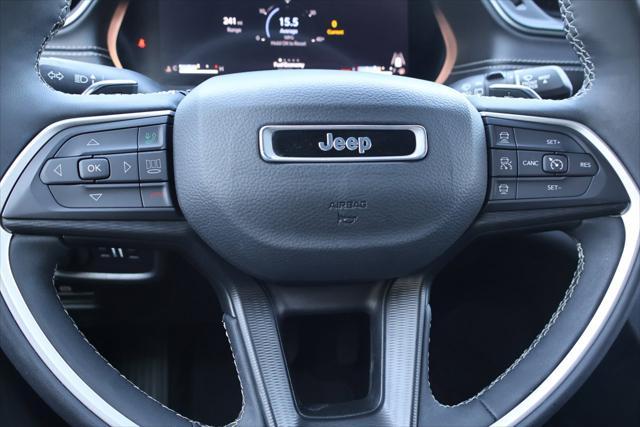 used 2023 Jeep Grand Cherokee car, priced at $32,000