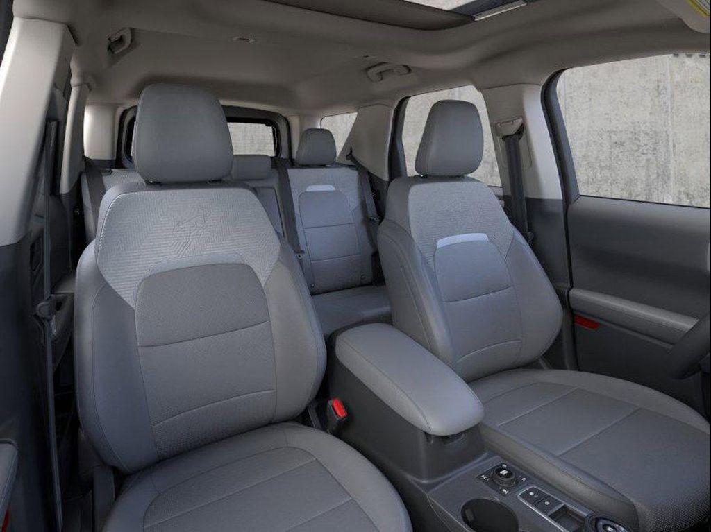 new 2025 Ford Bronco Sport car, priced at $42,611