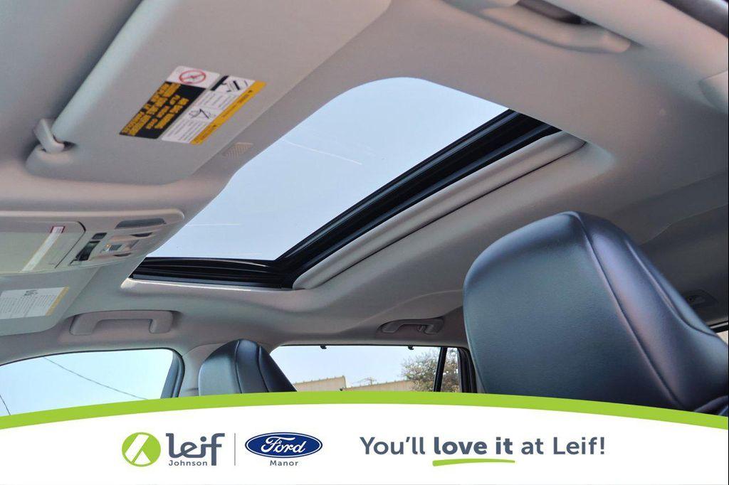 used 2021 Toyota Highlander car, priced at $34,295