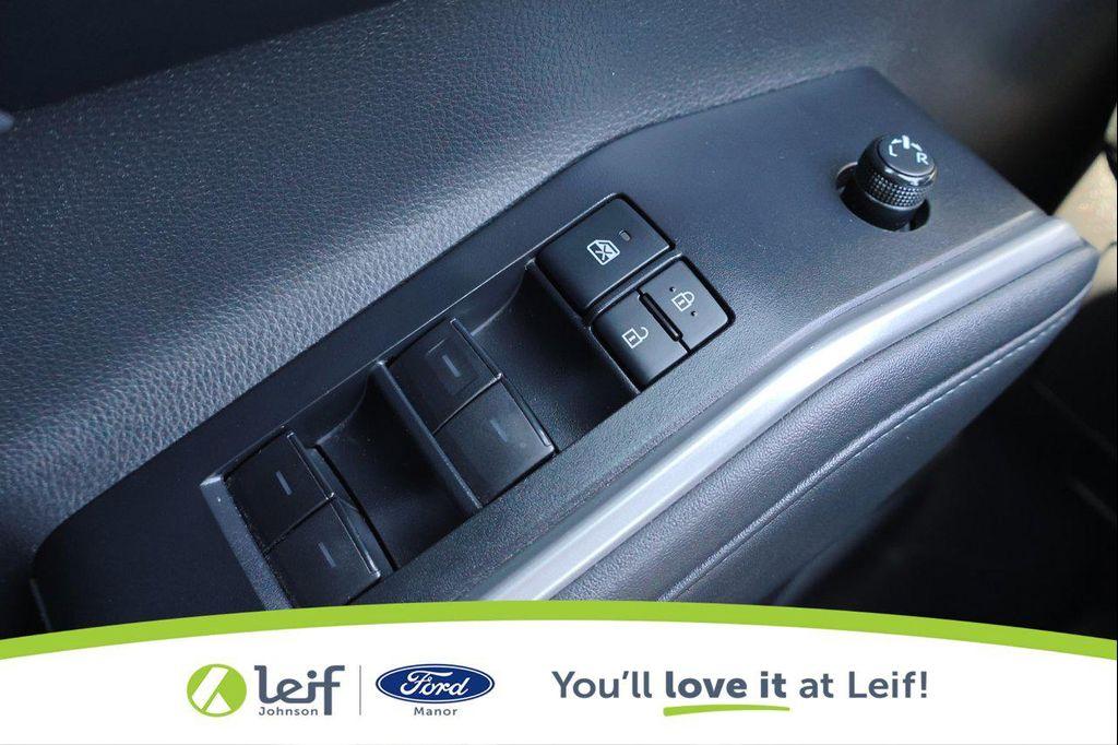 used 2021 Toyota Highlander car, priced at $34,295
