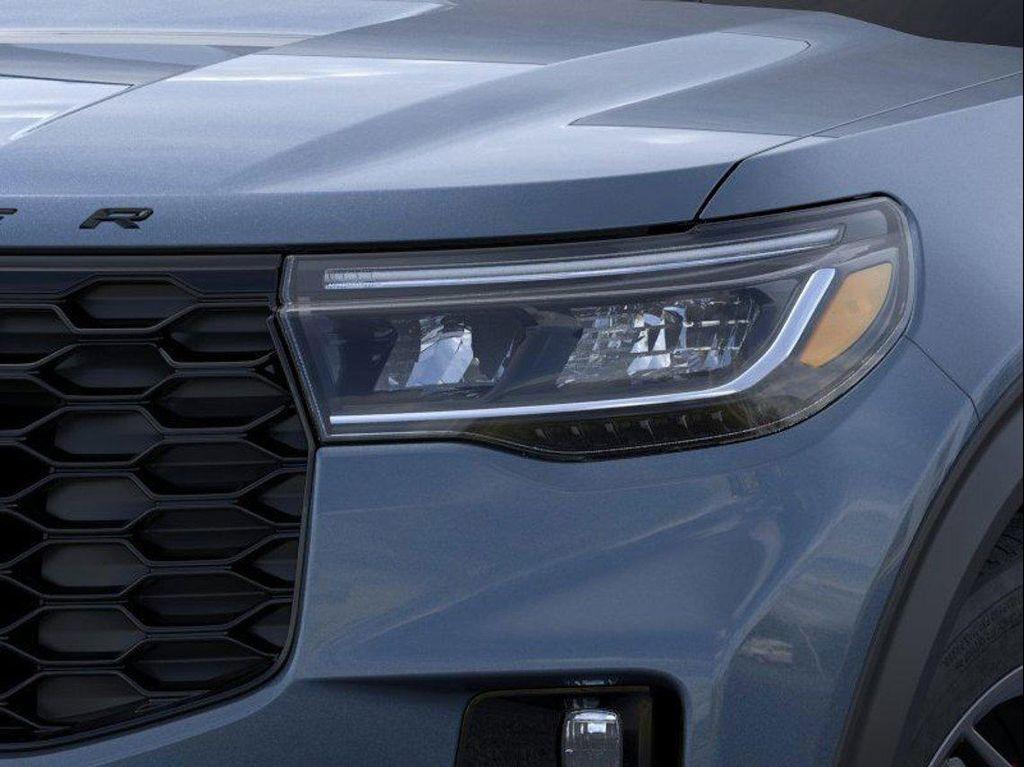 new 2025 Ford Explorer car, priced at $47,675