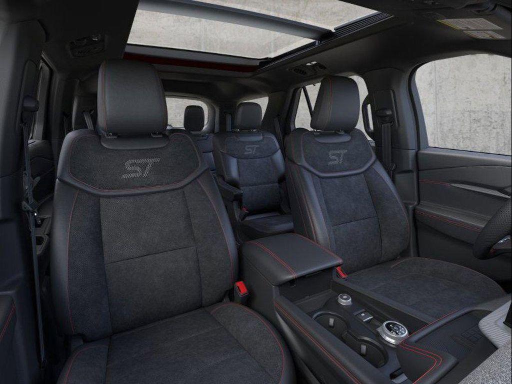 new 2025 Ford Explorer car, priced at $61,955