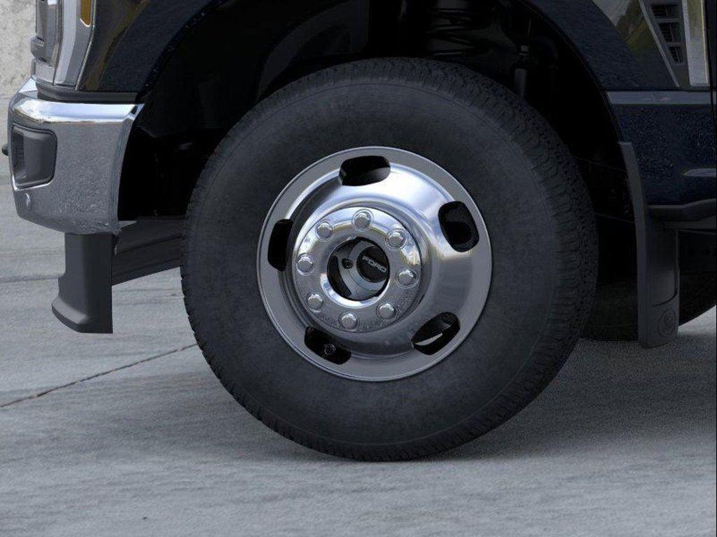 new 2025 Ford F-350 car, priced at $94,250