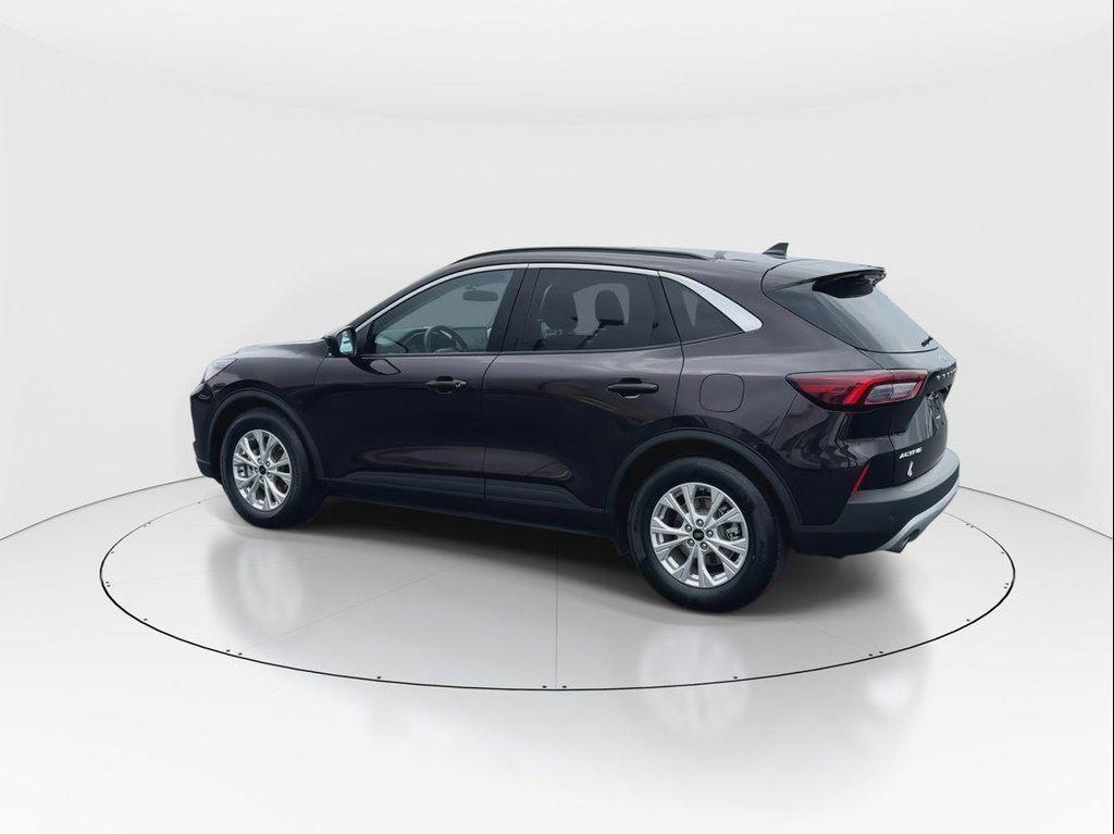 used 2023 Ford Escape car, priced at $20,989