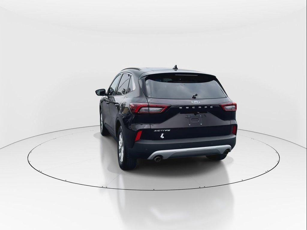 used 2023 Ford Escape car, priced at $20,989