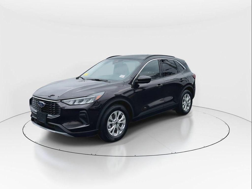 used 2023 Ford Escape car, priced at $20,989