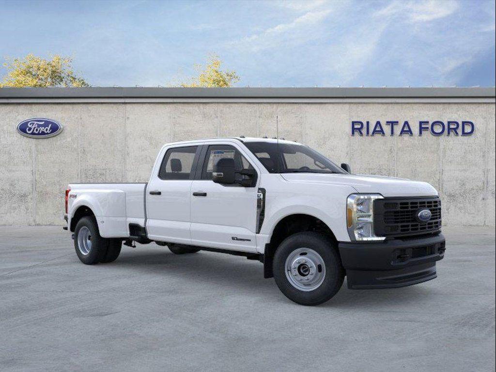 new 2025 Ford F-350 car, priced at $69,700