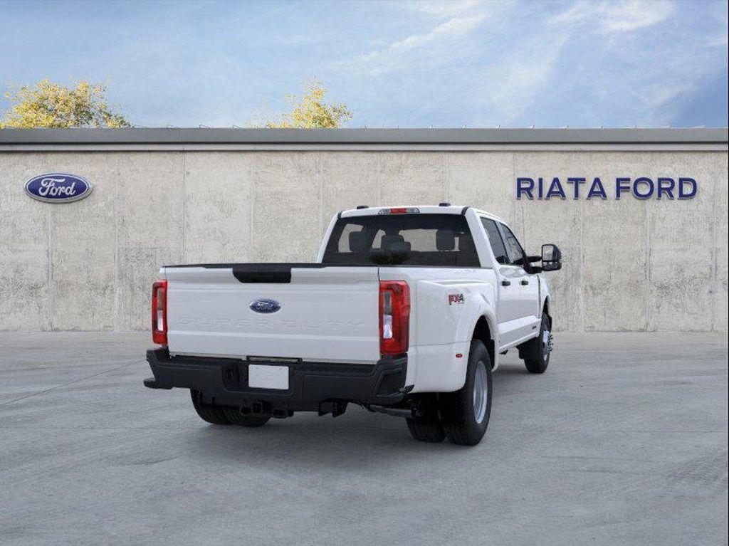 new 2025 Ford F-350 car, priced at $69,700
