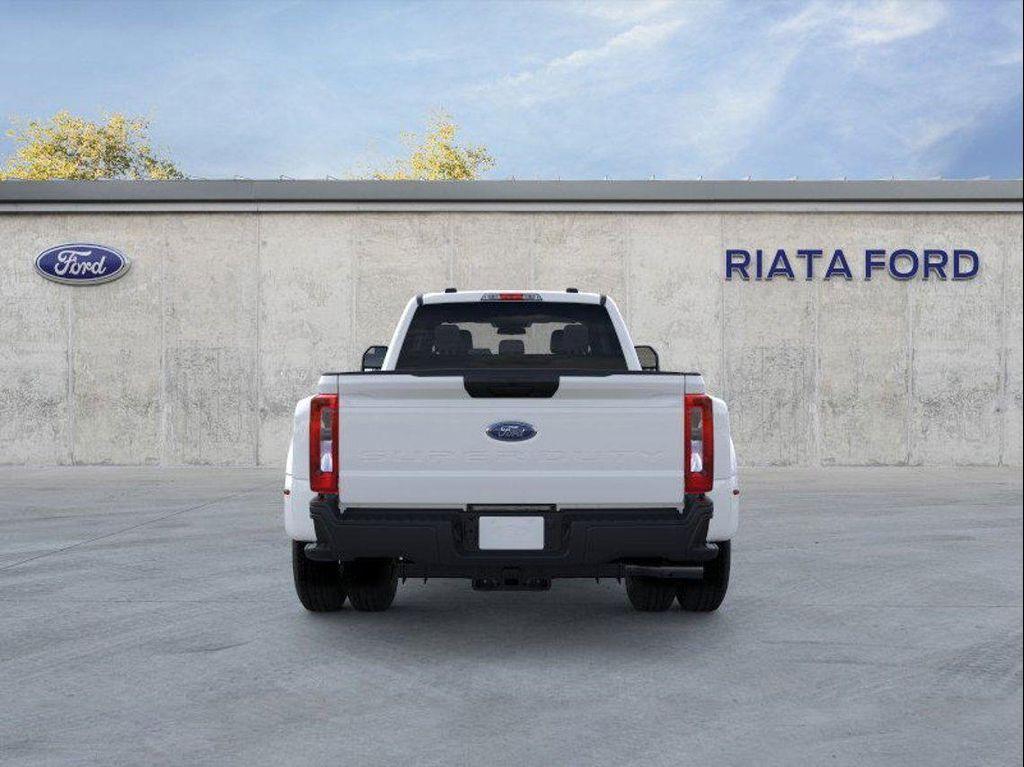 new 2025 Ford F-350 car, priced at $69,700