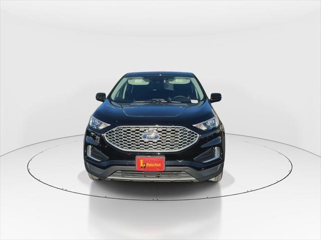 used 2024 Ford Edge car, priced at $32,000