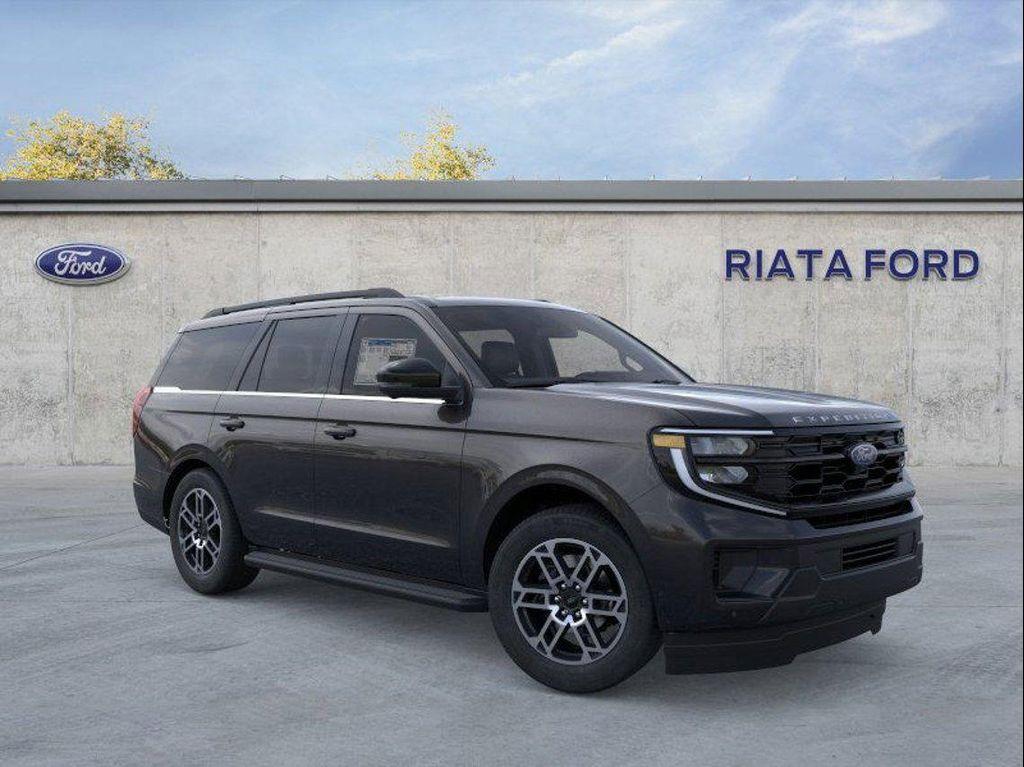new 2025 Ford Expedition car, priced at $69,505