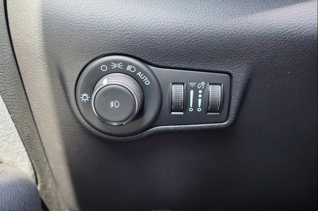 used 2022 Jeep Compass car, priced at $21,202