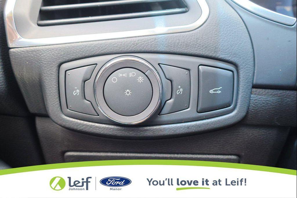 used 2018 Ford Edge car, priced at $15,895