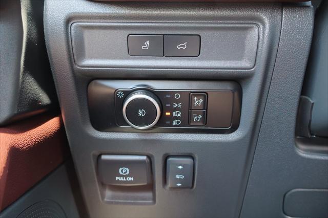 used 2024 Ford Expedition car, priced at $59,935