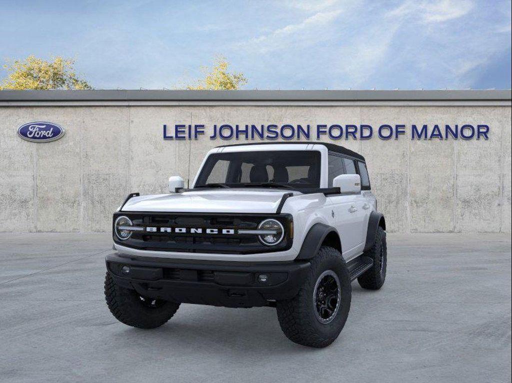 new 2025 Ford Bronco car, priced at $61,885