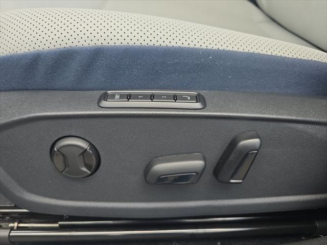 new 2025 Volkswagen ID.4 car, priced at $52,852