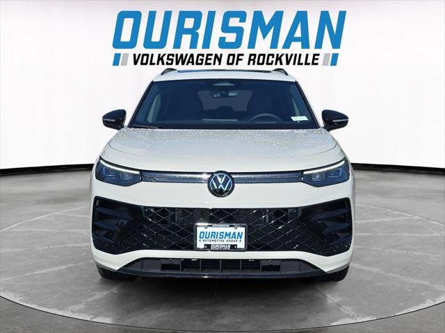 new 2025 Volkswagen Tiguan car, priced at $37,850