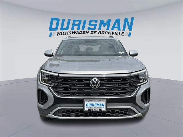 new 2024 Volkswagen Atlas Cross Sport car