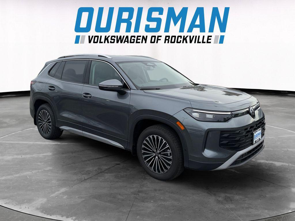 new 2025 Volkswagen Tiguan car, priced at $29,460