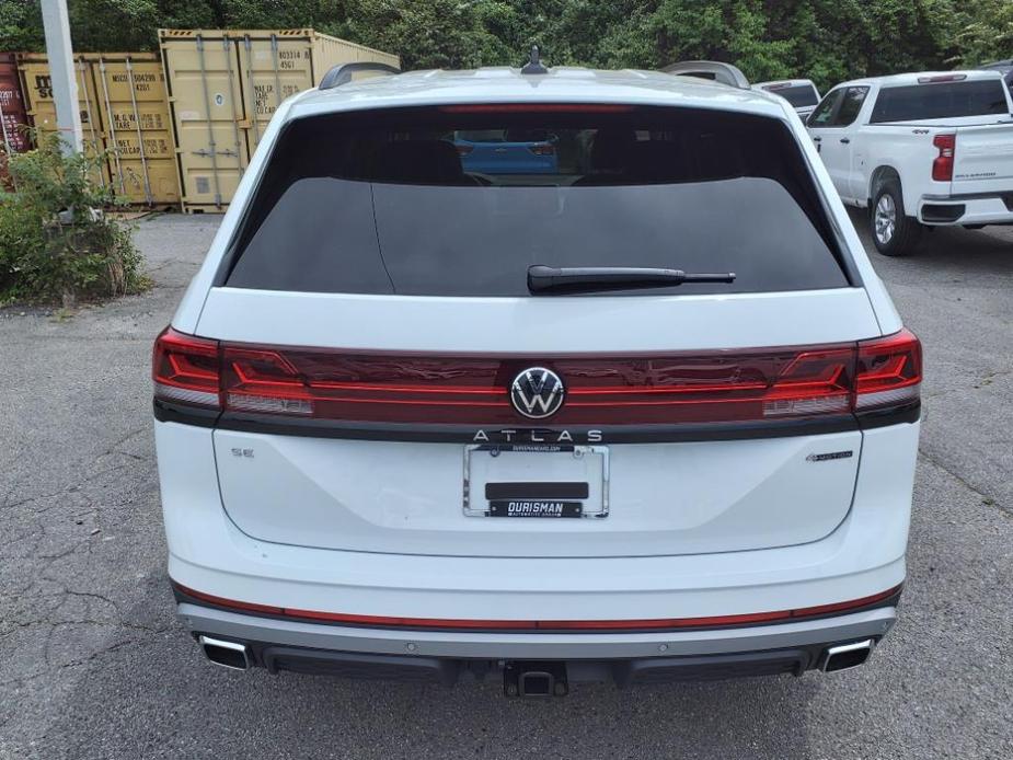 new 2024 Volkswagen Atlas car, priced at $45,971