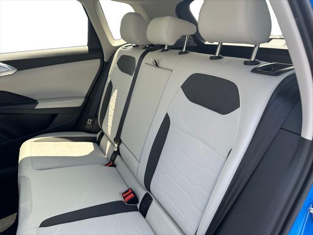 new 2025 Volkswagen Taos car, priced at $32,111