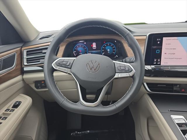 new 2025 Volkswagen Atlas car, priced at $39,698