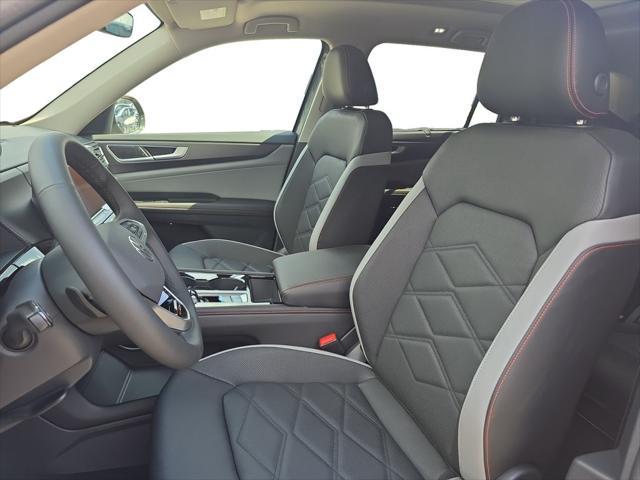 new 2025 Volkswagen Atlas car, priced at $44,319