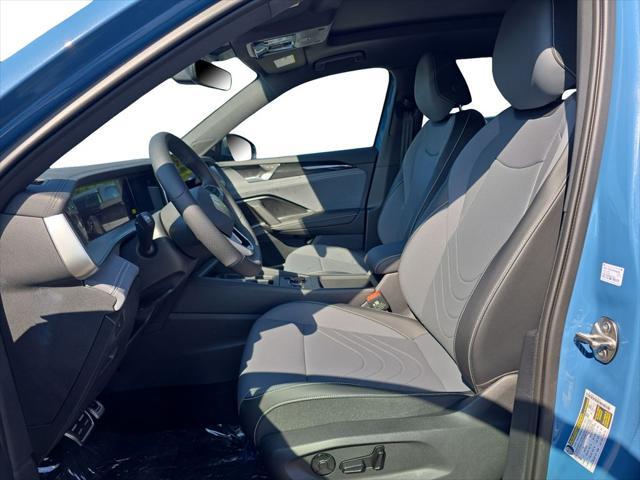new 2025 Volkswagen Tiguan car, priced at $38,287
