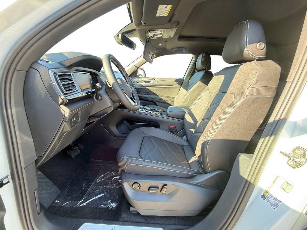 new 2026 Volkswagen Atlas Cross Sport car, priced at $45,526