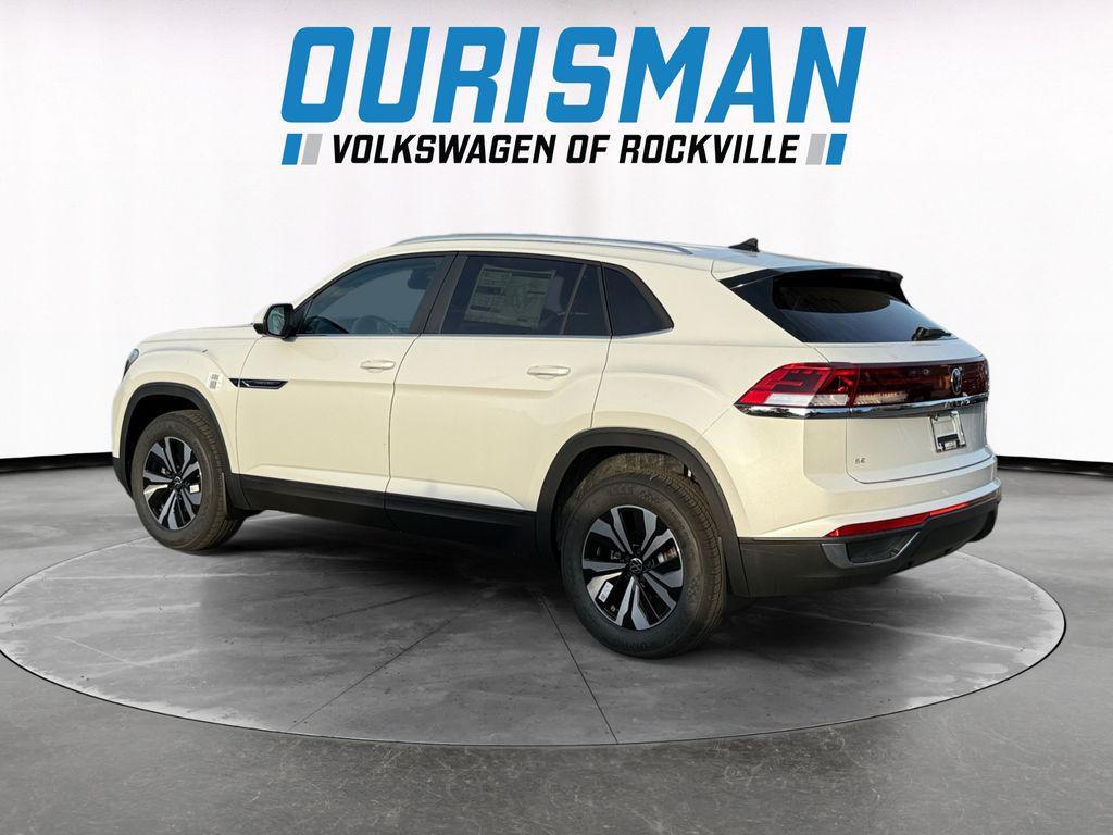 new 2026 Volkswagen Atlas Cross Sport car, priced at $40,355
