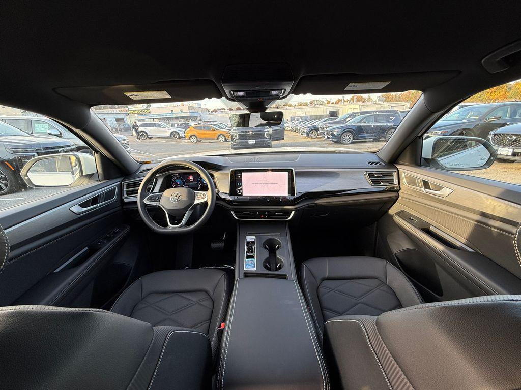 new 2026 Volkswagen Atlas Cross Sport car, priced at $40,355
