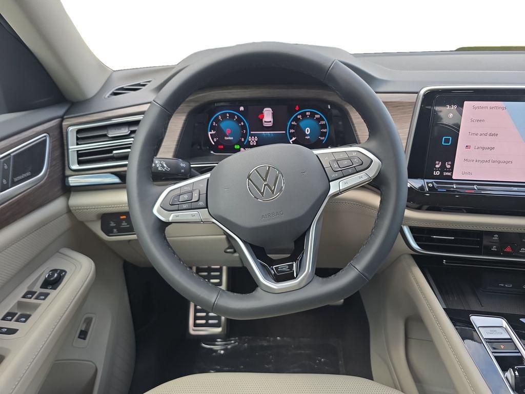 new 2025 Volkswagen Atlas car, priced at $46,373
