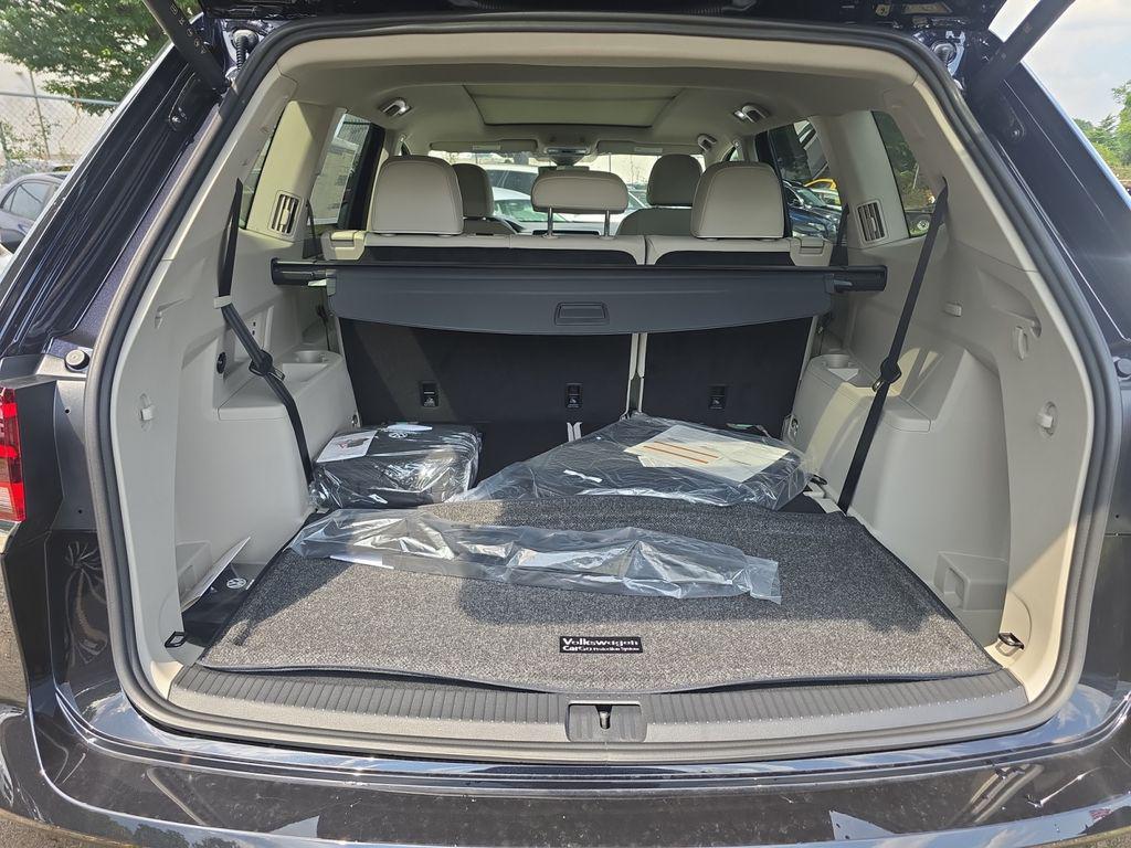 new 2025 Volkswagen Atlas car, priced at $46,373
