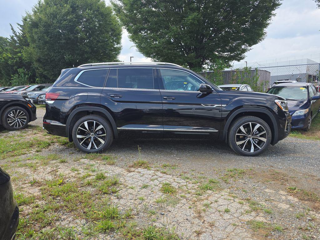 new 2025 Volkswagen Atlas car, priced at $46,373