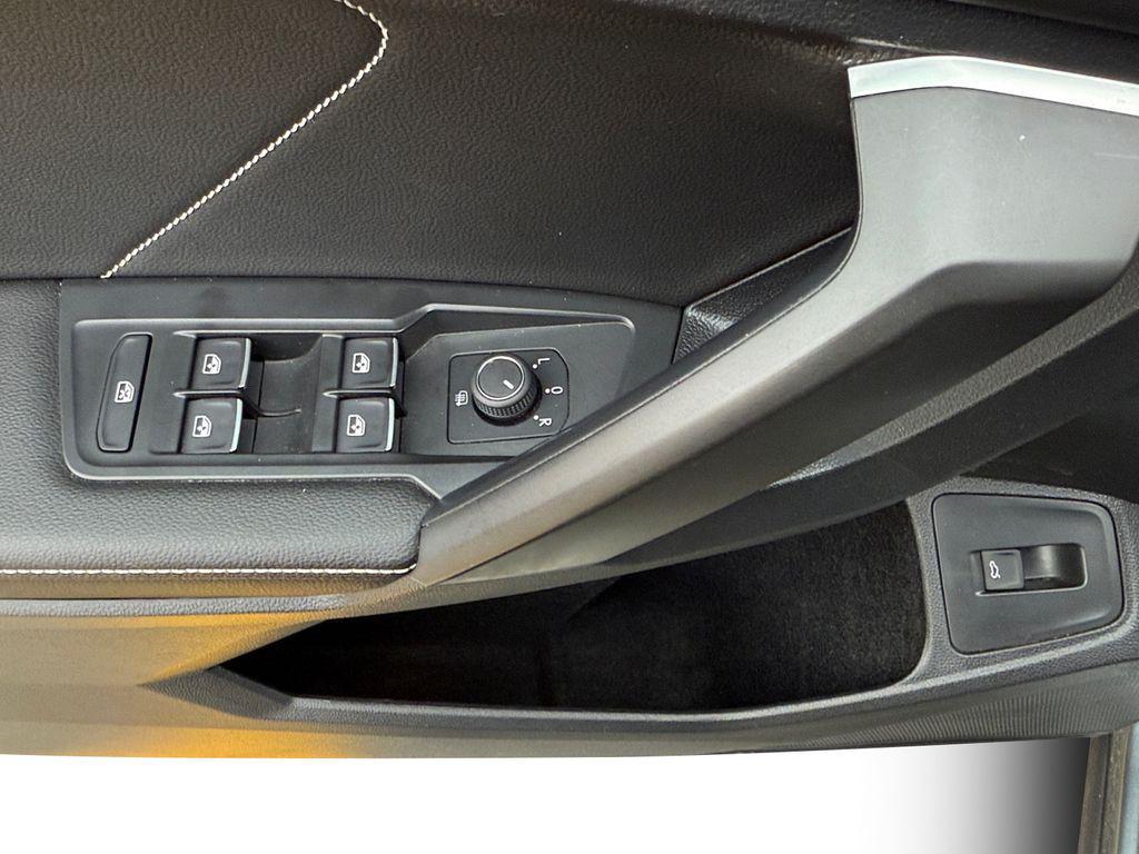 used 2022 Volkswagen Tiguan car, priced at $20,000