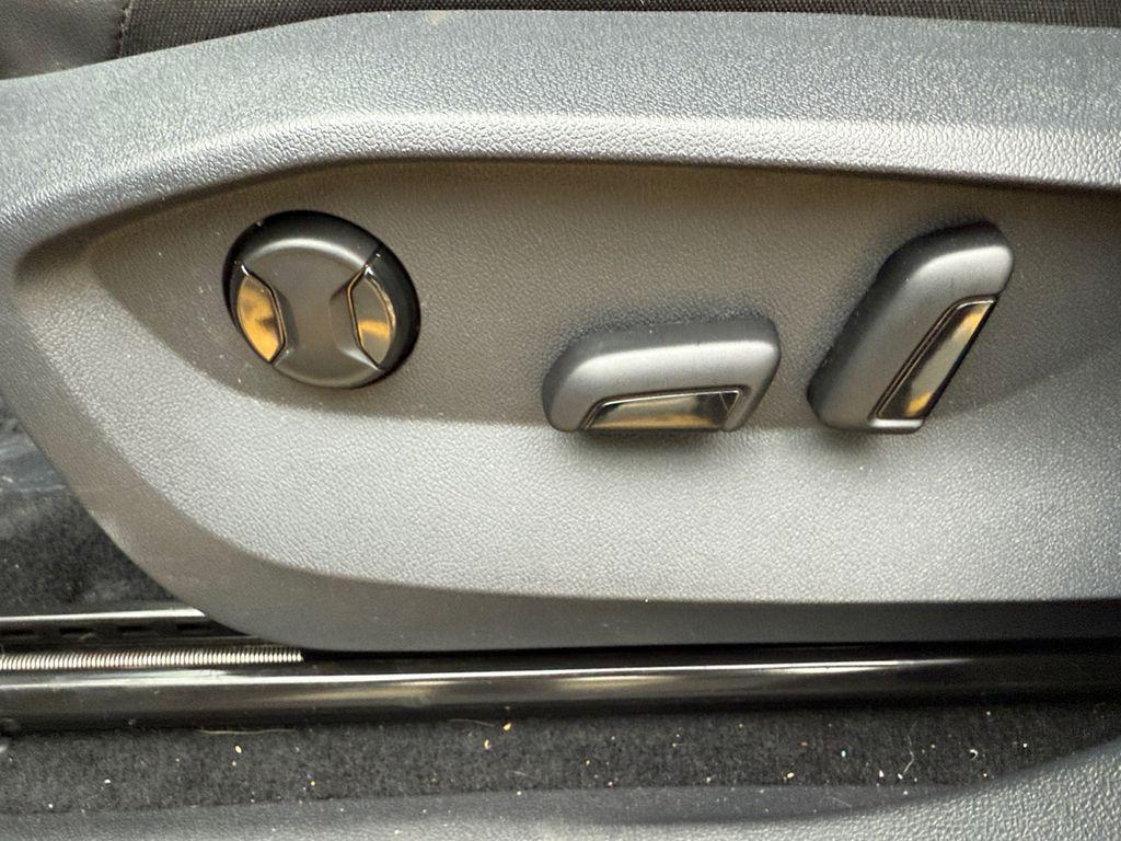 used 2022 Volkswagen Tiguan car, priced at $20,000