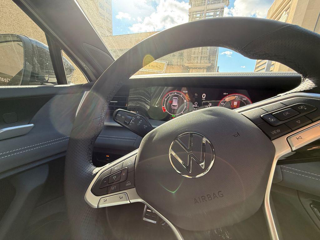 new 2025 Volkswagen Tiguan car, priced at $37,457