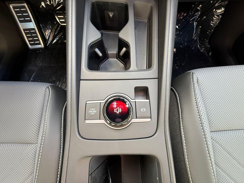 new 2025 Volkswagen Tiguan car, priced at $37,457