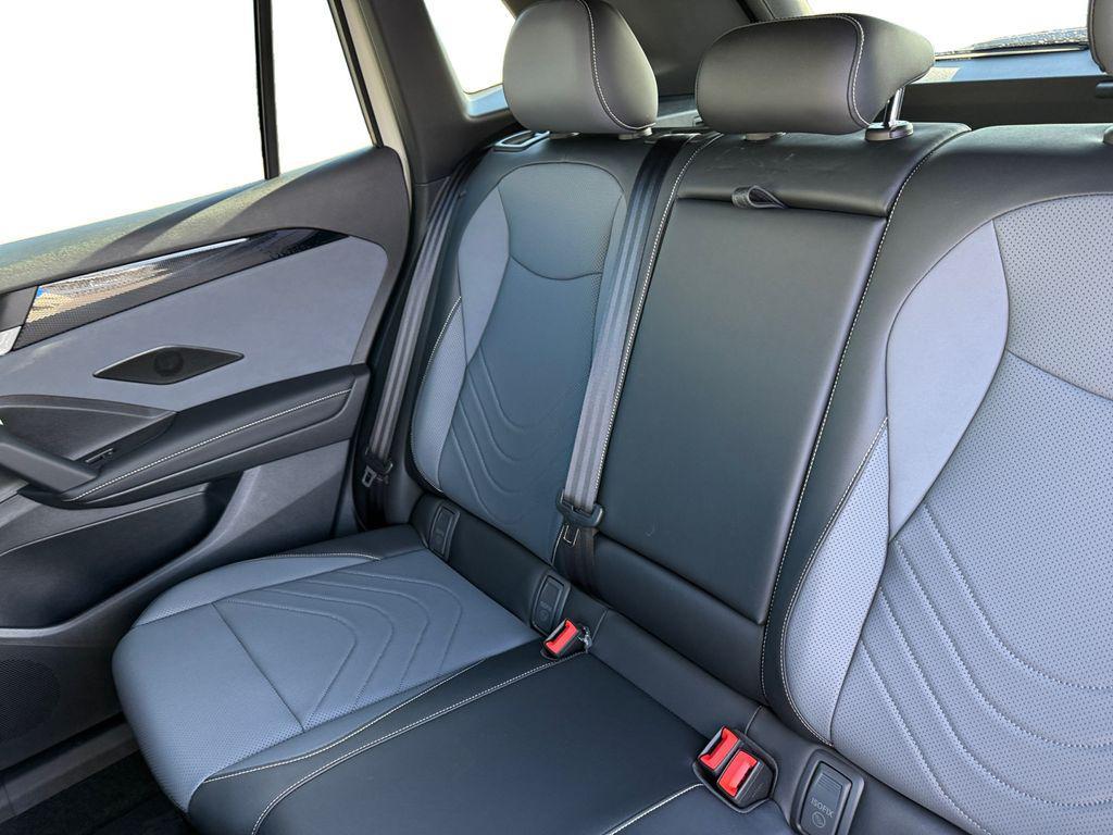 new 2025 Volkswagen Tiguan car, priced at $37,457