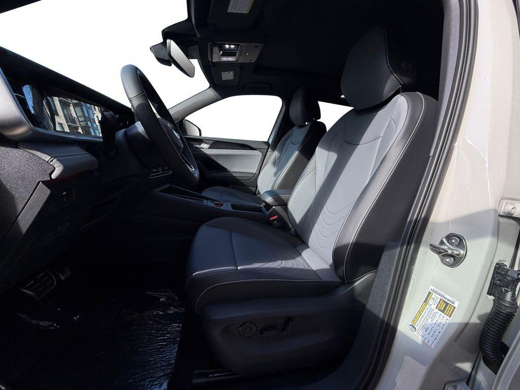new 2025 Volkswagen Tiguan car, priced at $37,457