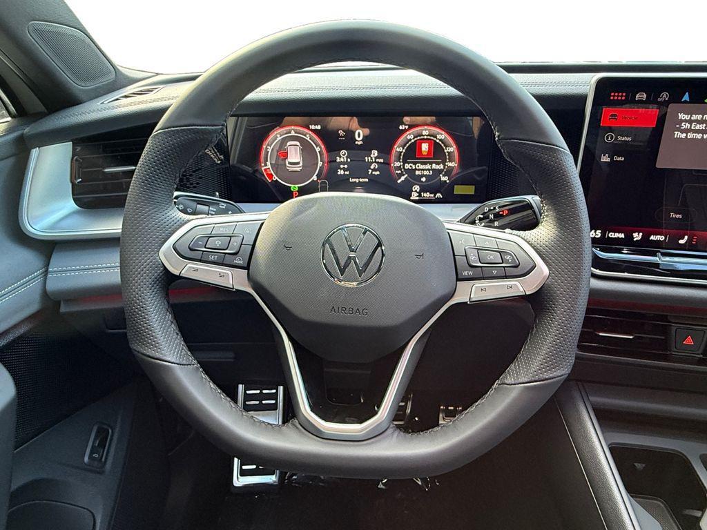 new 2025 Volkswagen Tiguan car, priced at $37,457