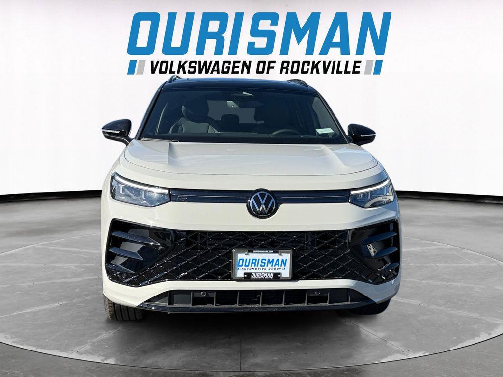 new 2025 Volkswagen Tiguan car, priced at $37,457
