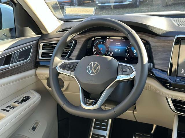 new 2025 Volkswagen Atlas car, priced at $56,126