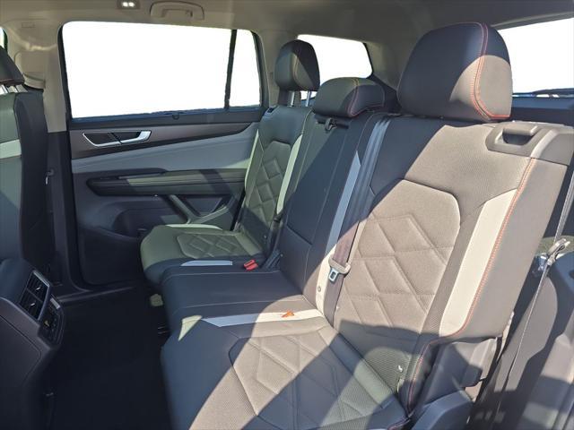 new 2025 Volkswagen Atlas car, priced at $44,476