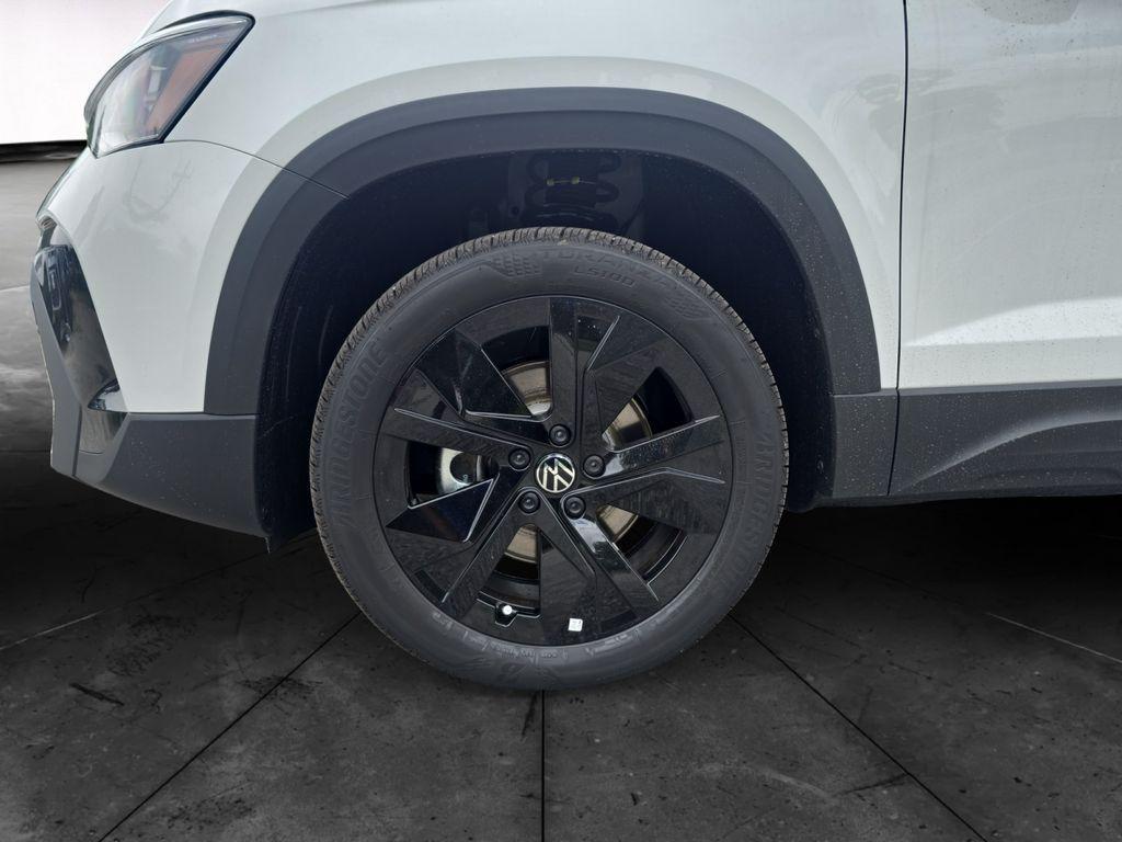 new 2025 Volkswagen Taos car, priced at $31,174